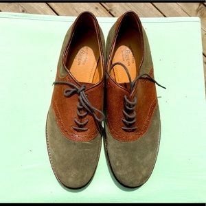 Super funky Bass saddle shoes!